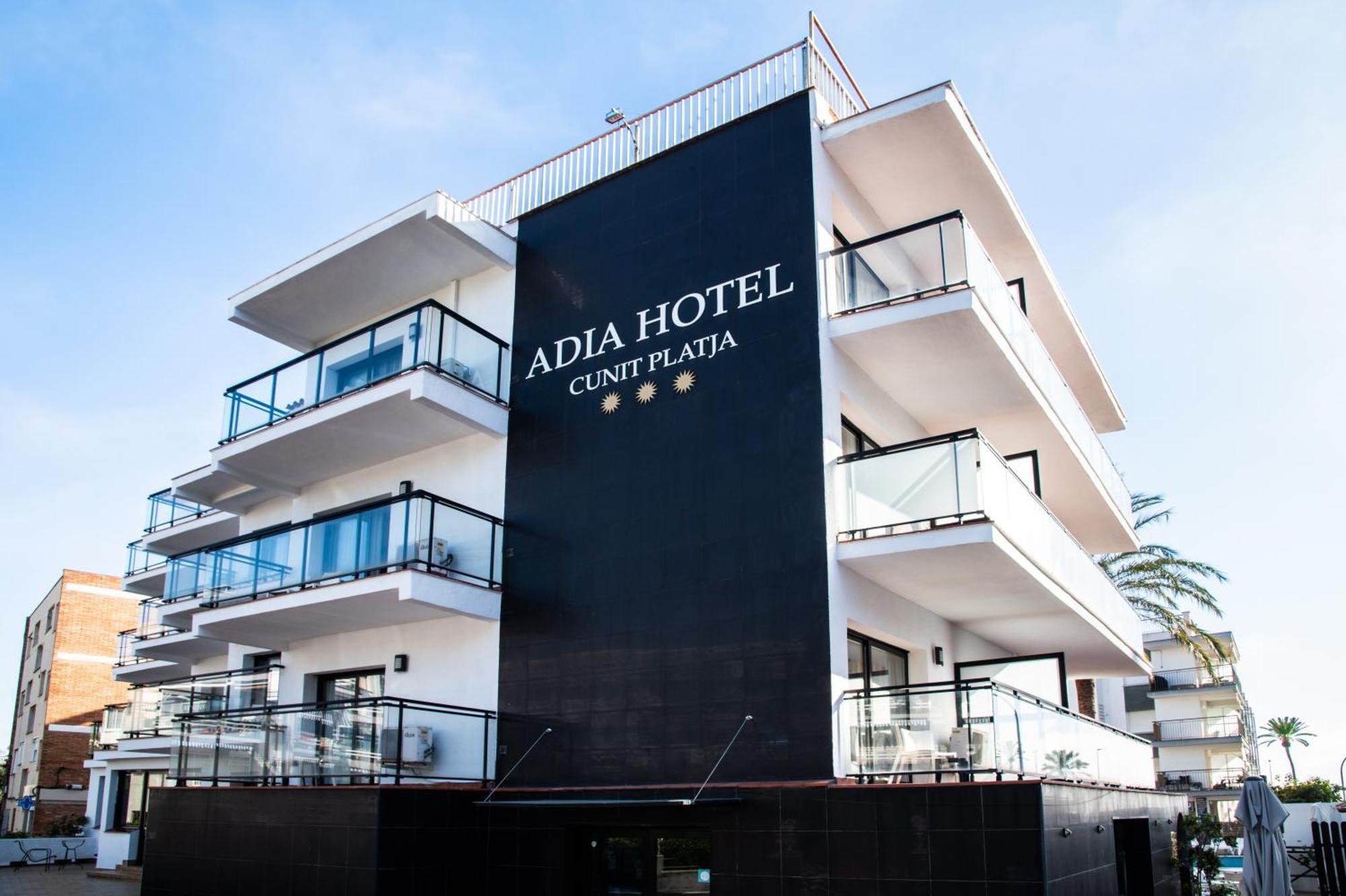 Adia Hotel Cunit Playa Luaran gambar